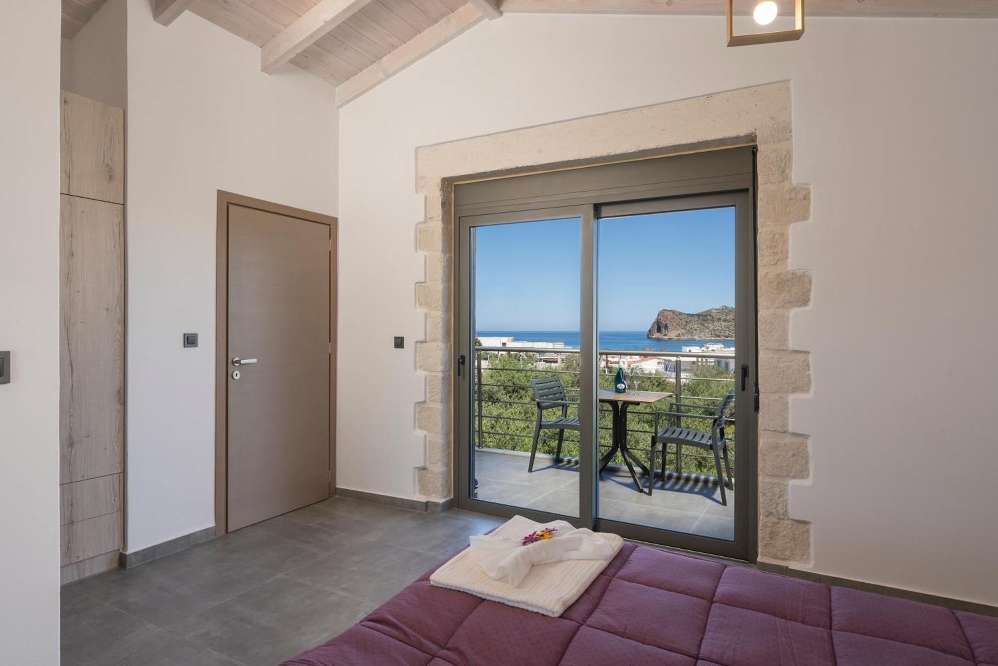 Sun Flower With Sea View * Agia Marina (Crete)