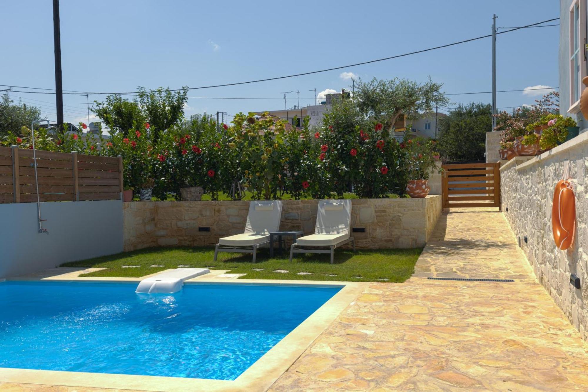 Sun Flower With Sea View Villa *