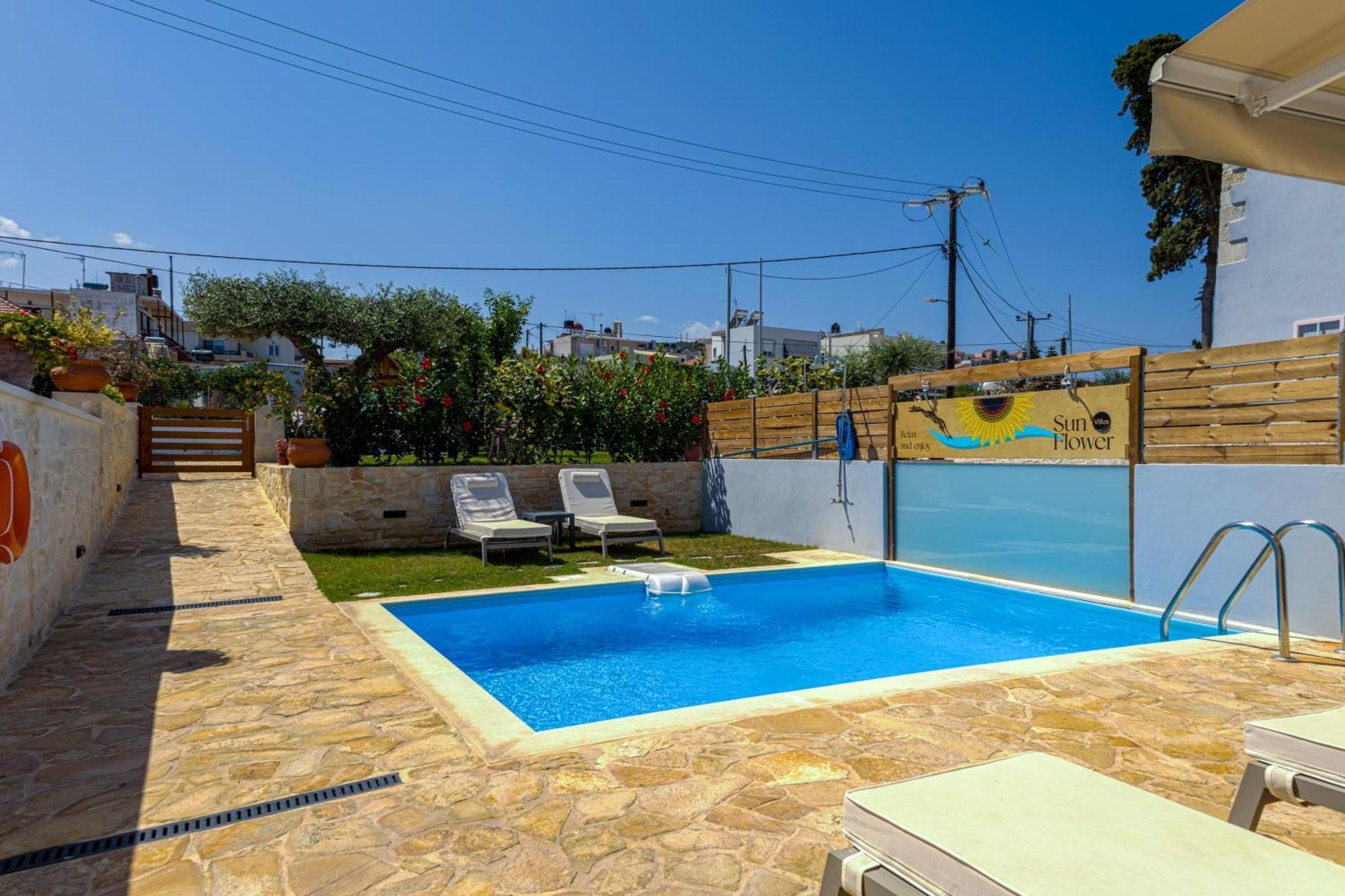 Sun Flower With Sea View Villa Agia Marina (Crete)